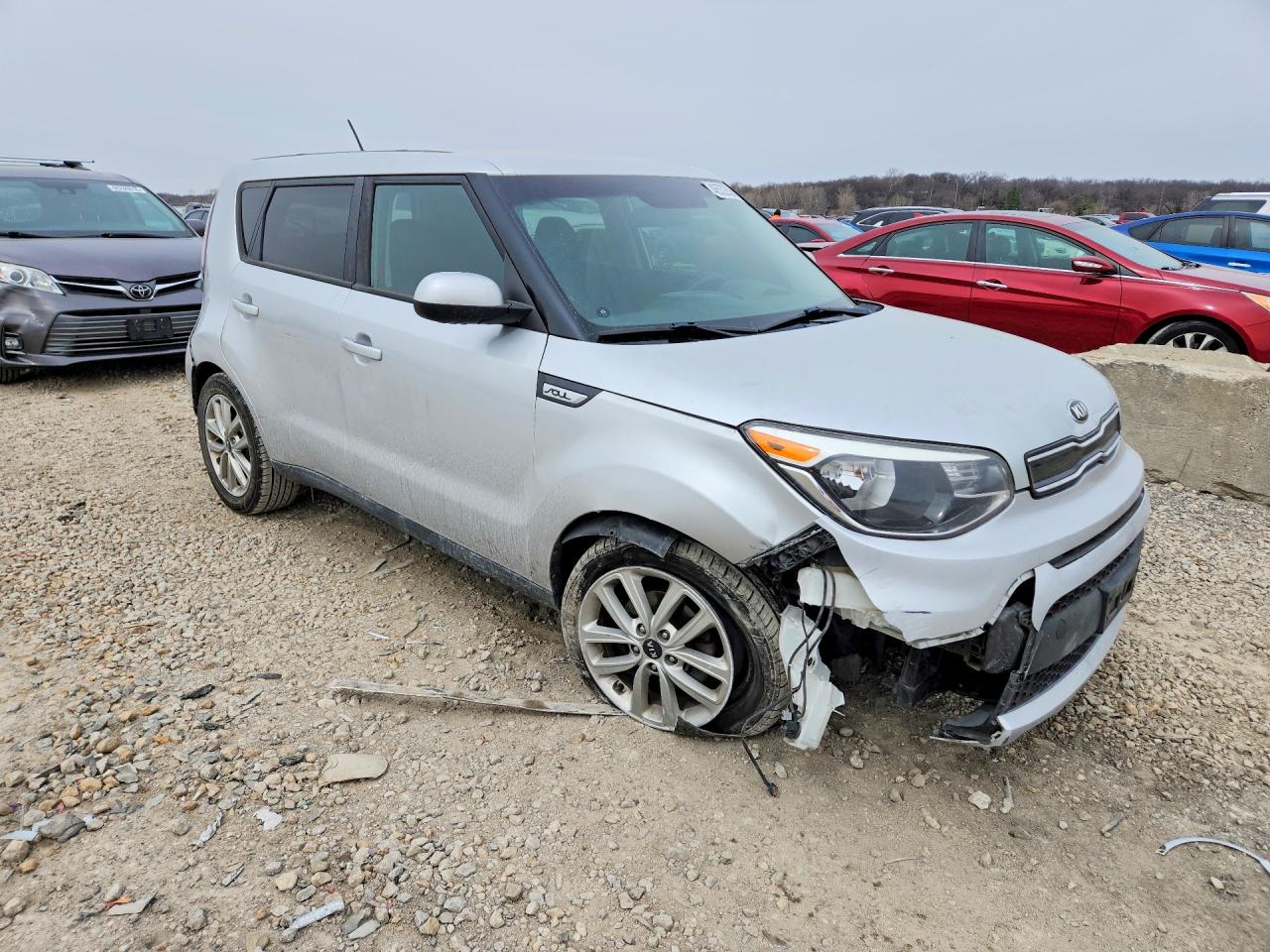 2017 KIA SOUL + photo 7