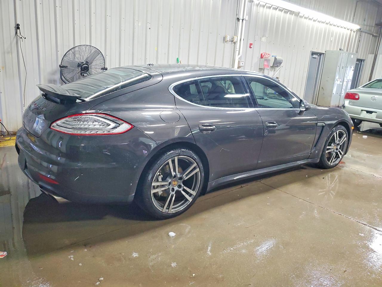 2015 PORSCHE PANAMERA S photo 3