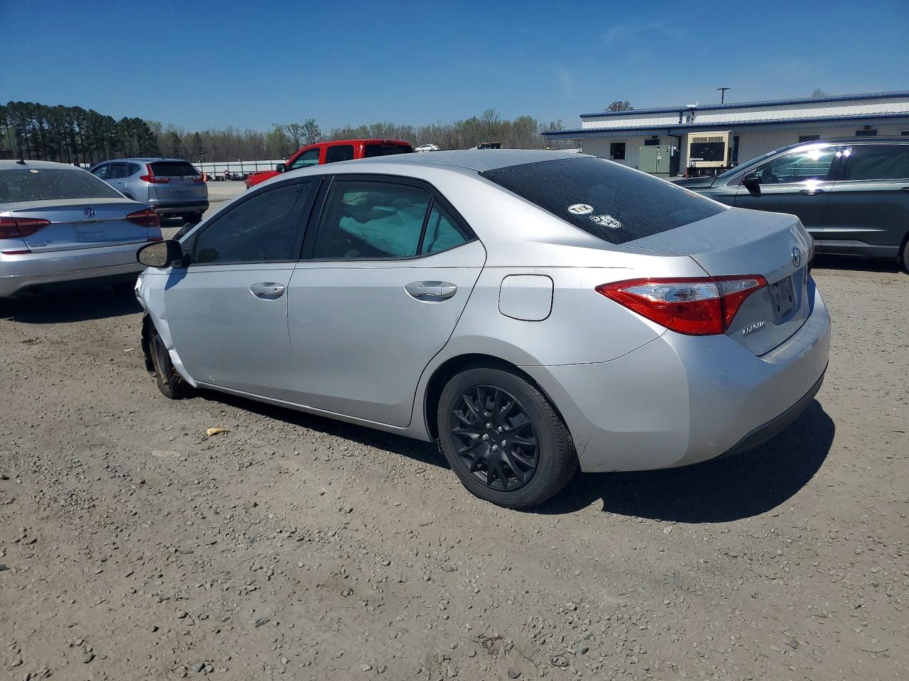 2015 TOYOTA COROLLA LE photo 2