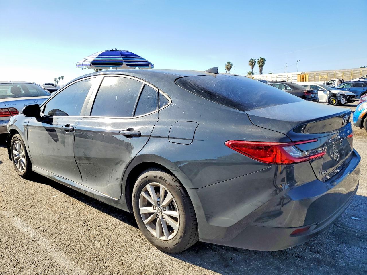 2025 TOYOTA CAMRY LE photo 4