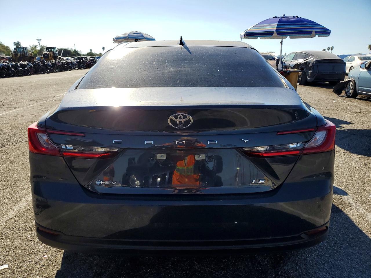 2025 TOYOTA CAMRY LE photo 16
