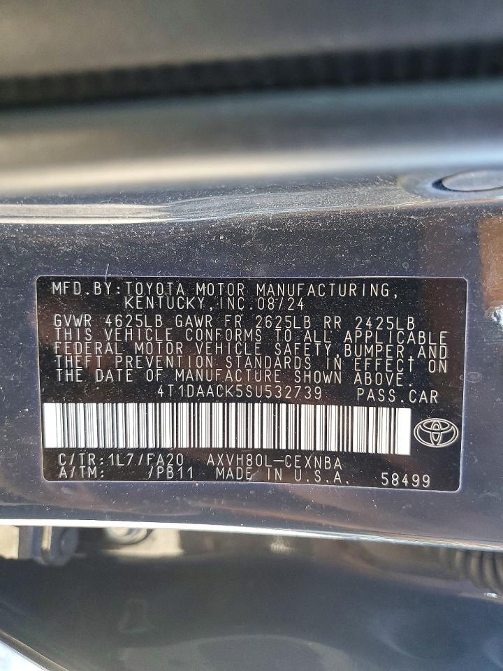 2025 TOYOTA CAMRY LE photo 34