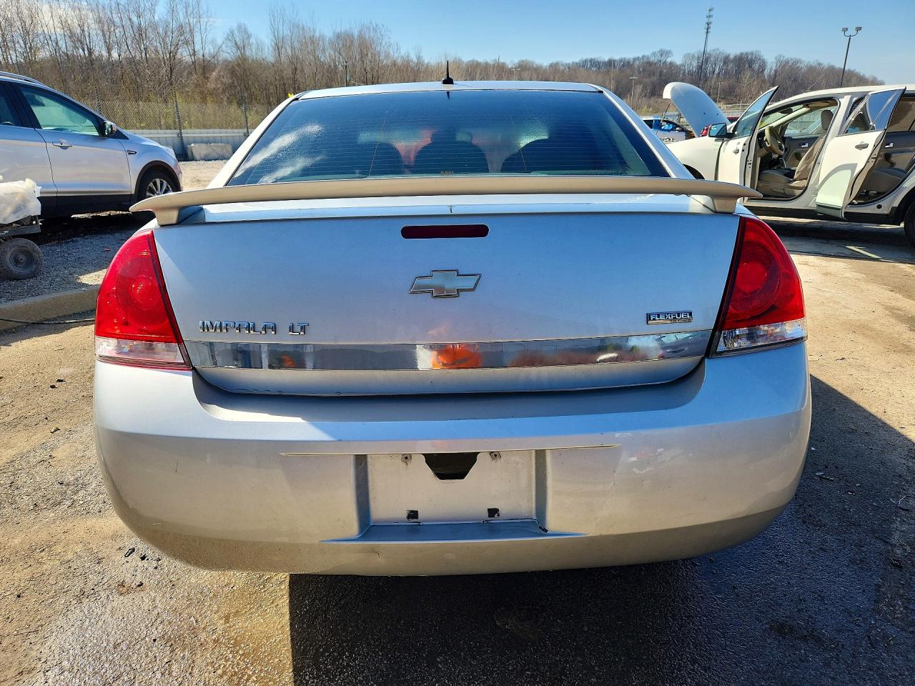 2011 CHEVROLET IMPALA LT photo 16