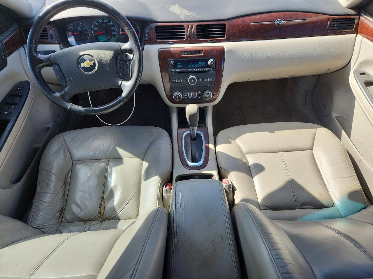 2011 CHEVROLET IMPALA LT photo 22