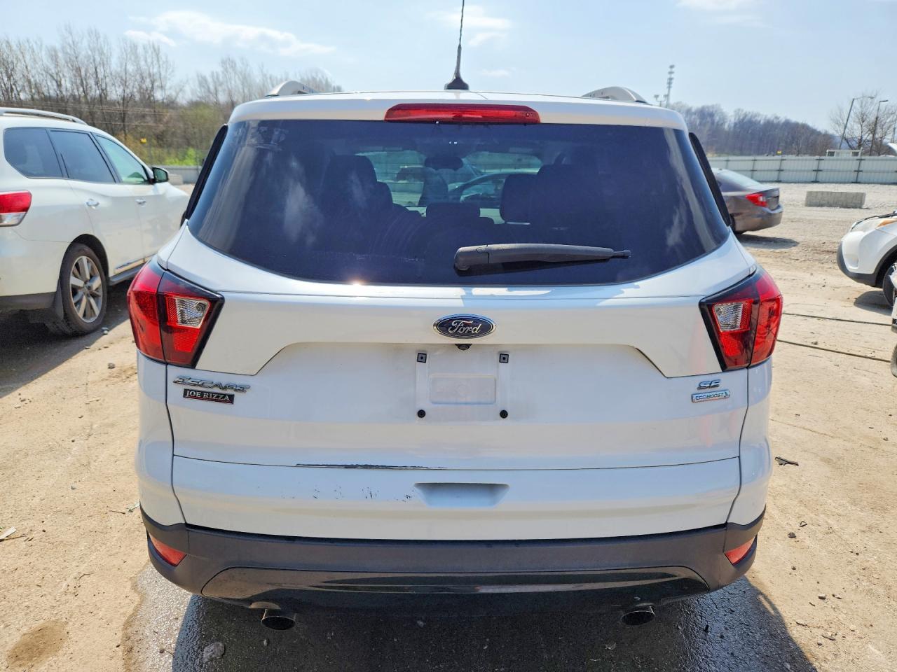 2019 FORD ESCAPE SE photo 16