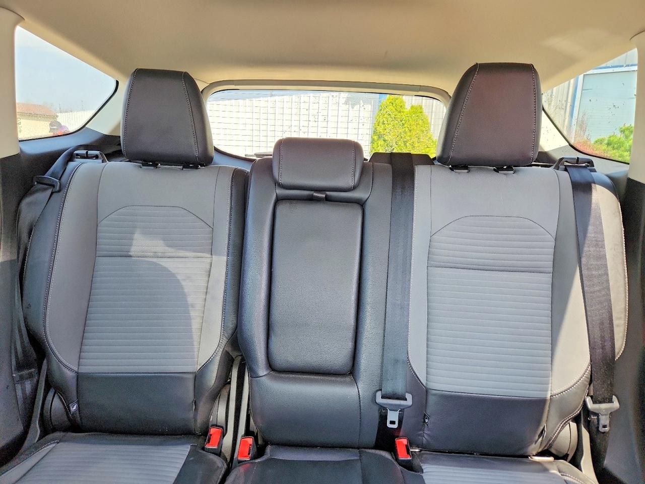 2019 FORD ESCAPE SE photo 28