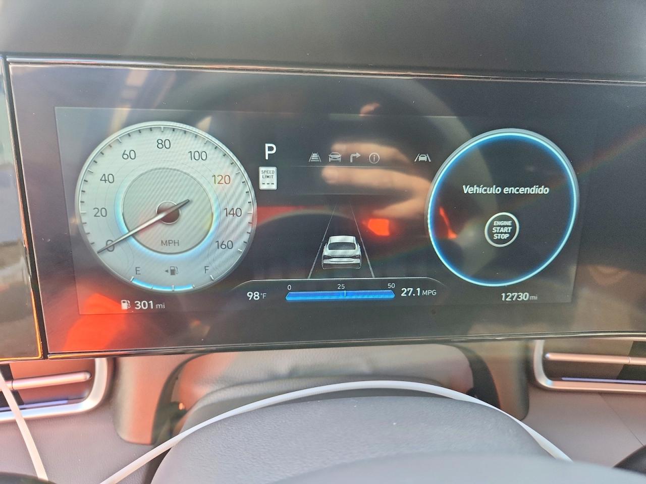 2024 HYUNDAI ELANTRA SEL photo 9