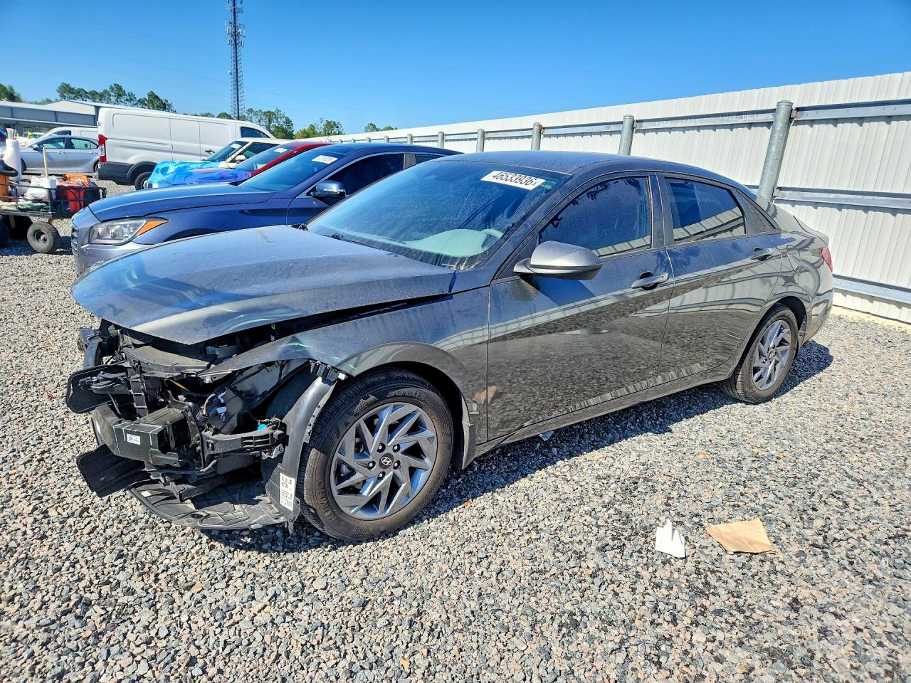 2024 HYUNDAI ELANTRA