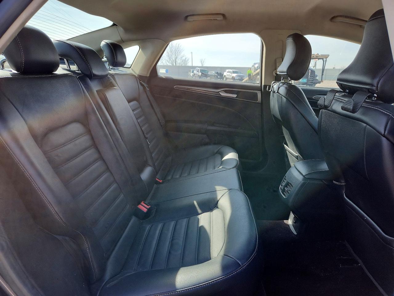 2017 FORD FUSION SE photo 19