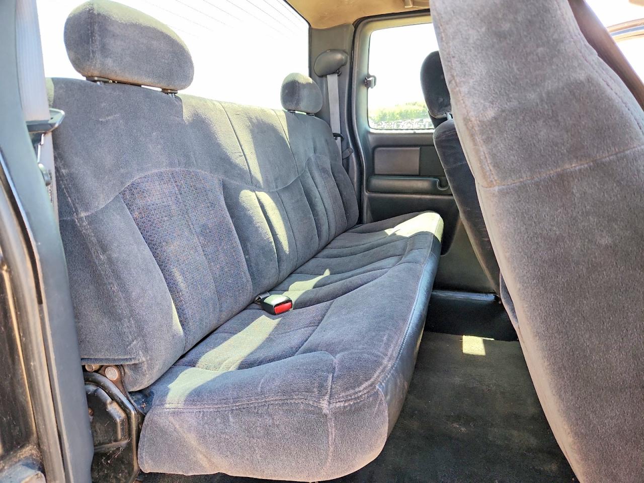 2000 CHEVROLET SILVERADO C1500 photo 10