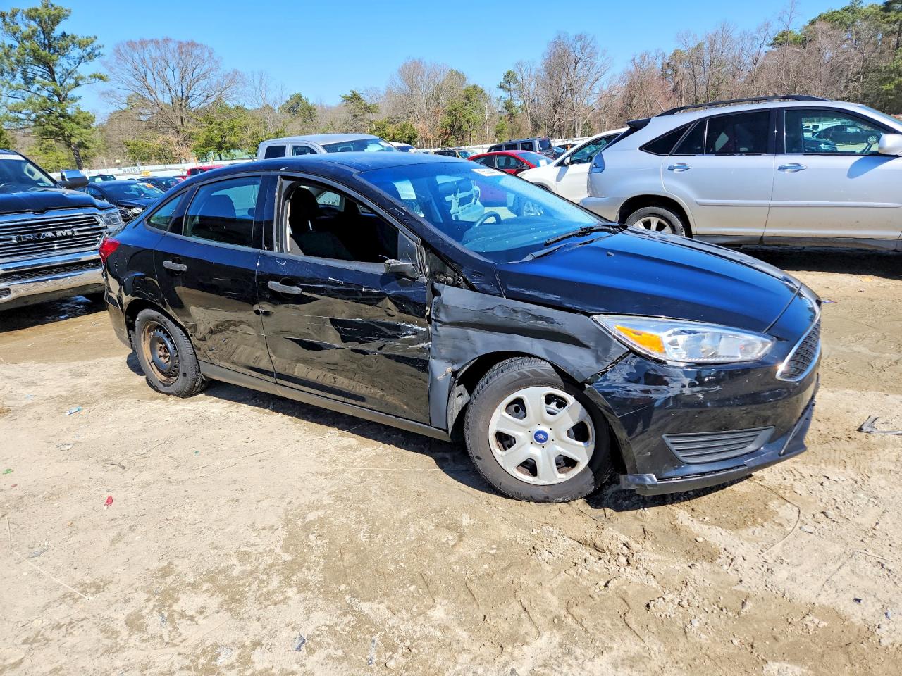 2018 FORD FOCUS S photo 7