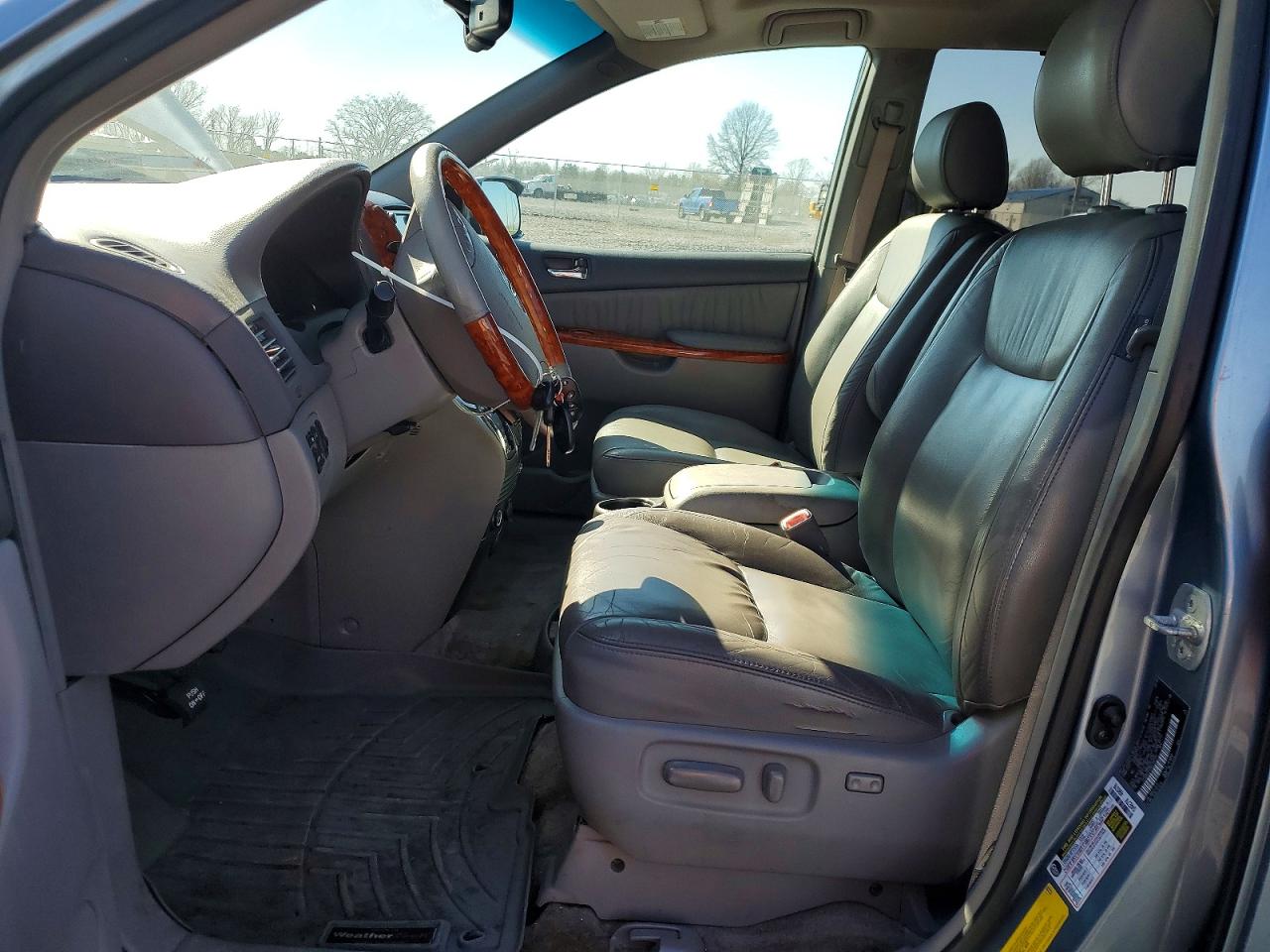 2008 TOYOTA SIENNA XLE LIMITED photo 7