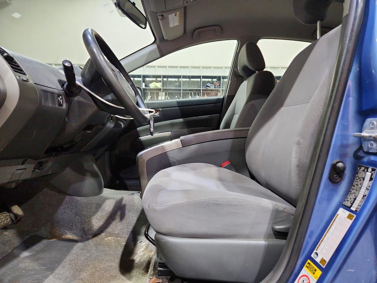 2007 TOYOTA PRIUS BASE photo 13