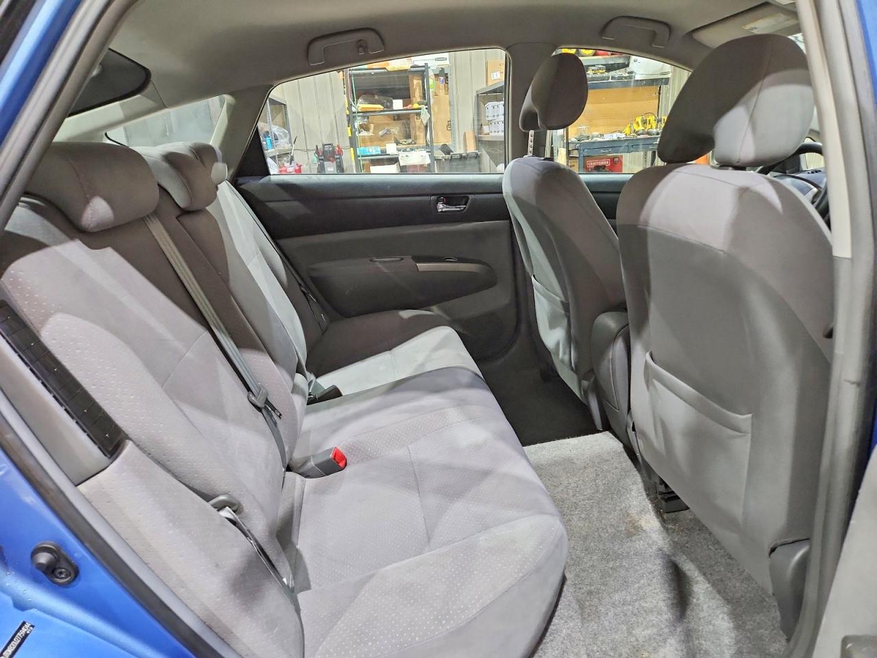 2007 TOYOTA PRIUS BASE photo 19