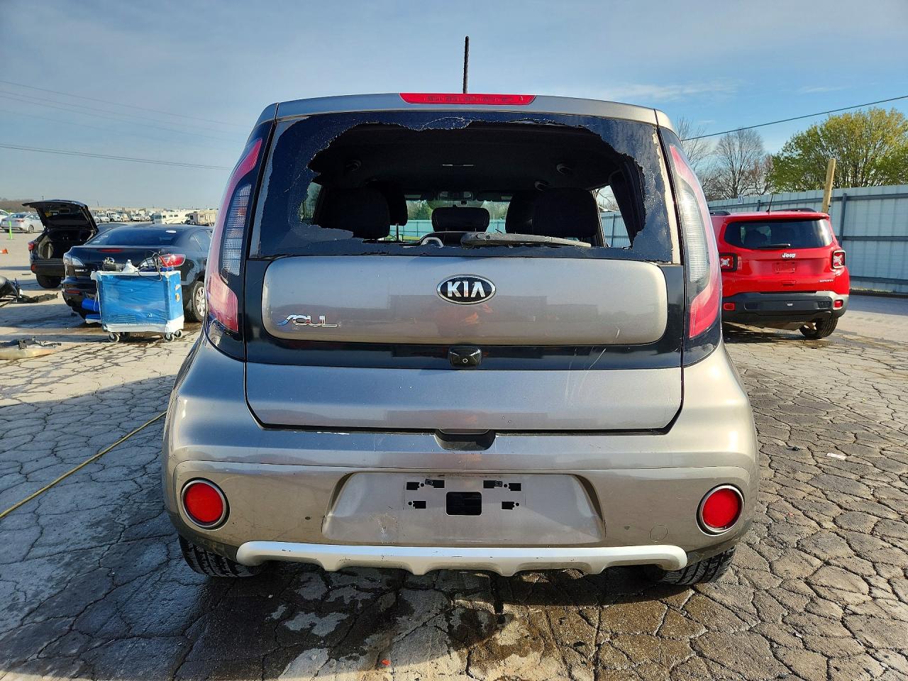 2017 KIA SOUL + photo 6