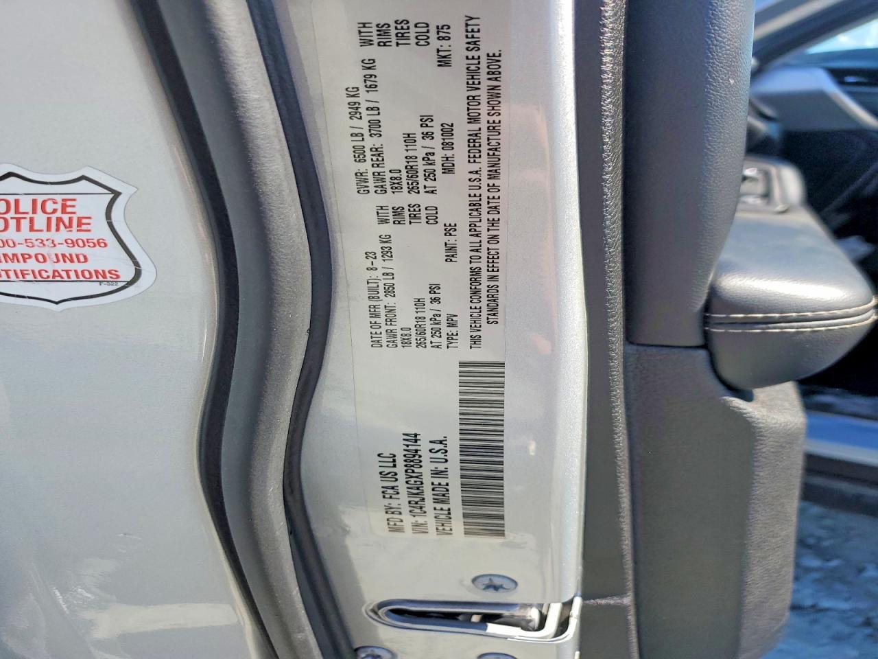 2023 JEEP GRAND CHEROKEE L LAREDO photo 13