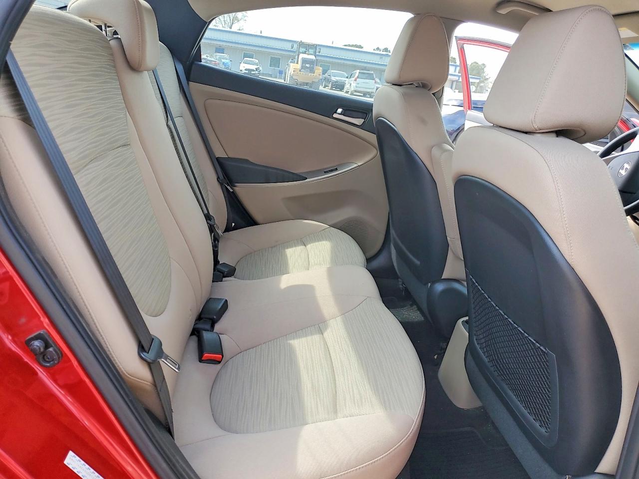 2016 HYUNDAI ACCENT SE photo 19
