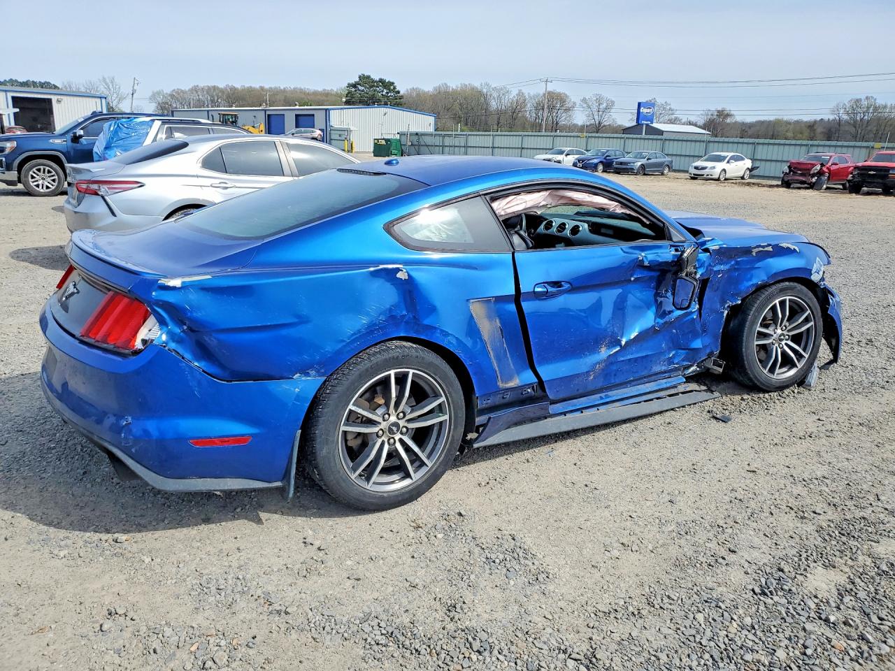 2017 FORD MUSTANG photo 7