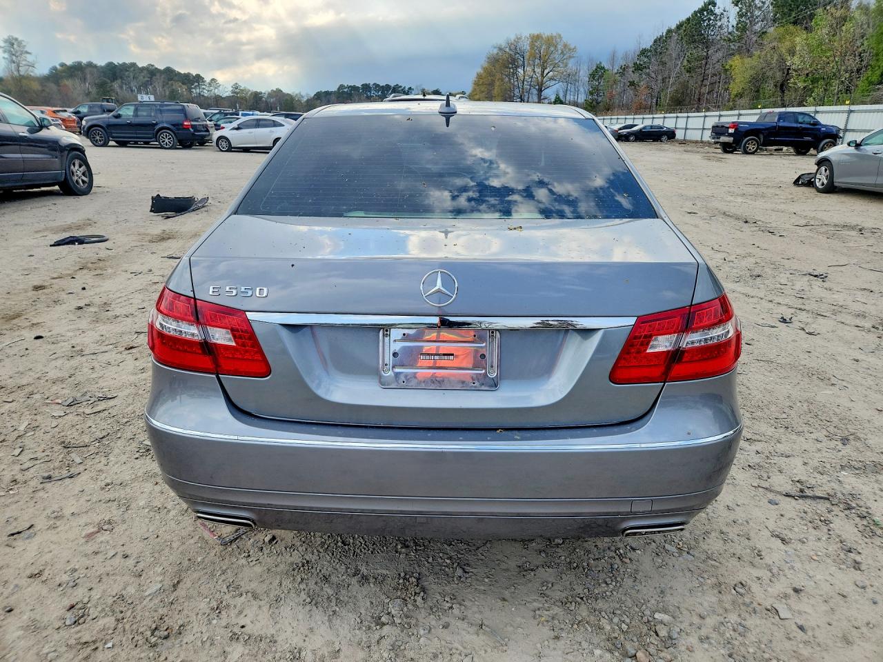 2011 MERCEDES-BENZ E 550 photo 16