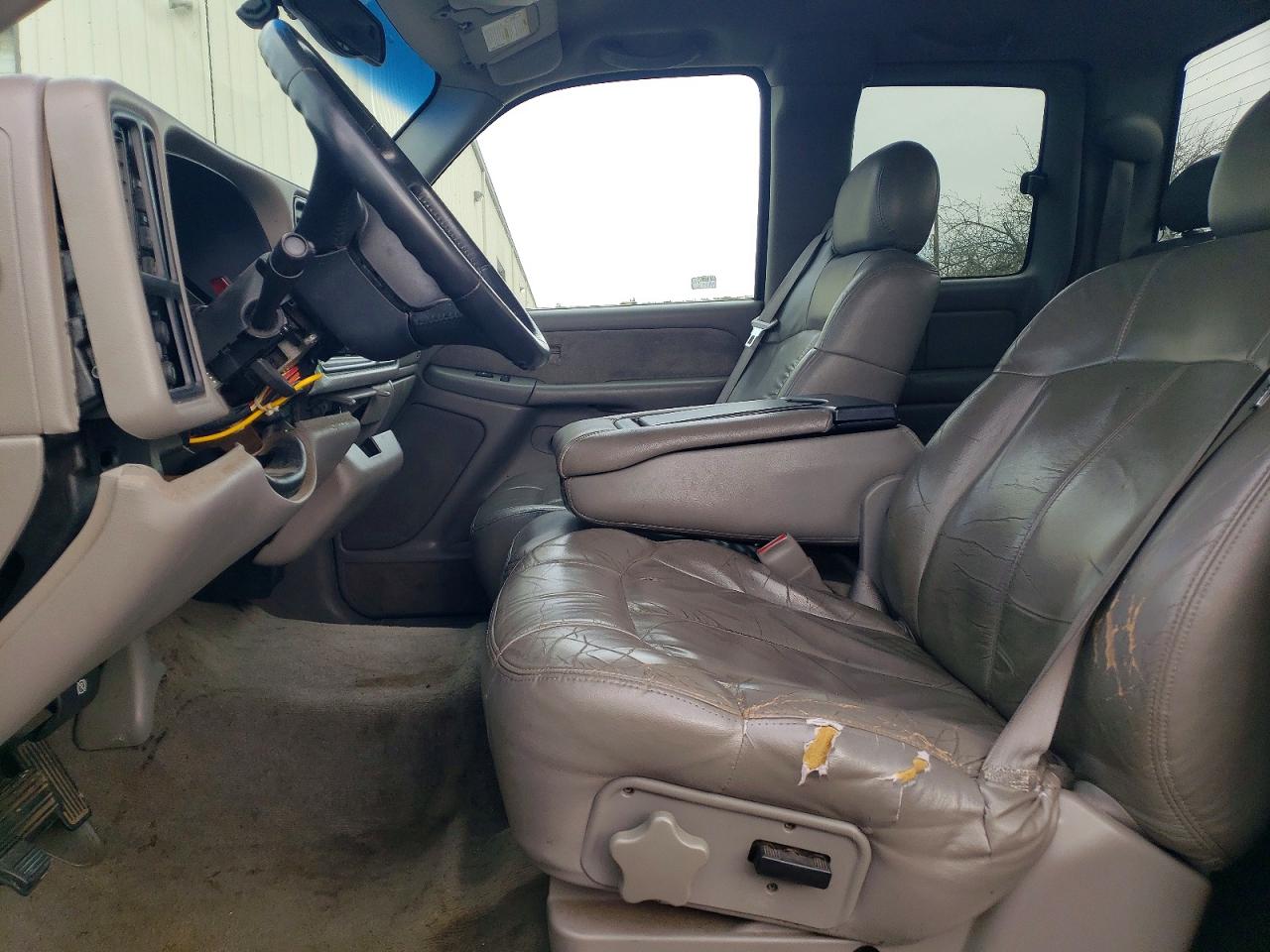 2000 CHEVROLET SILVERADO K1500 photo 7