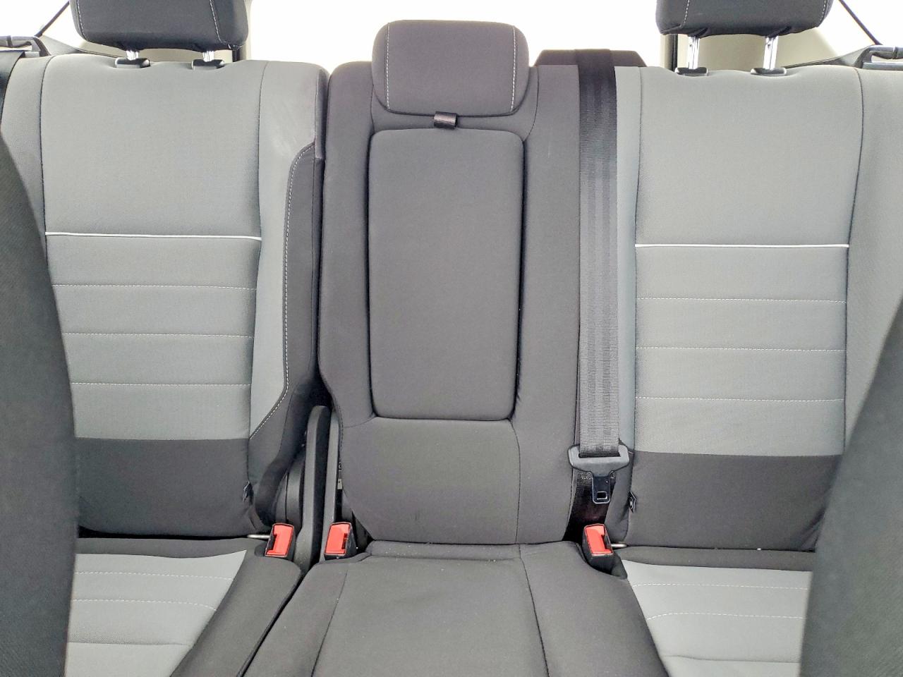 2015 FORD ESCAPE SE photo 19