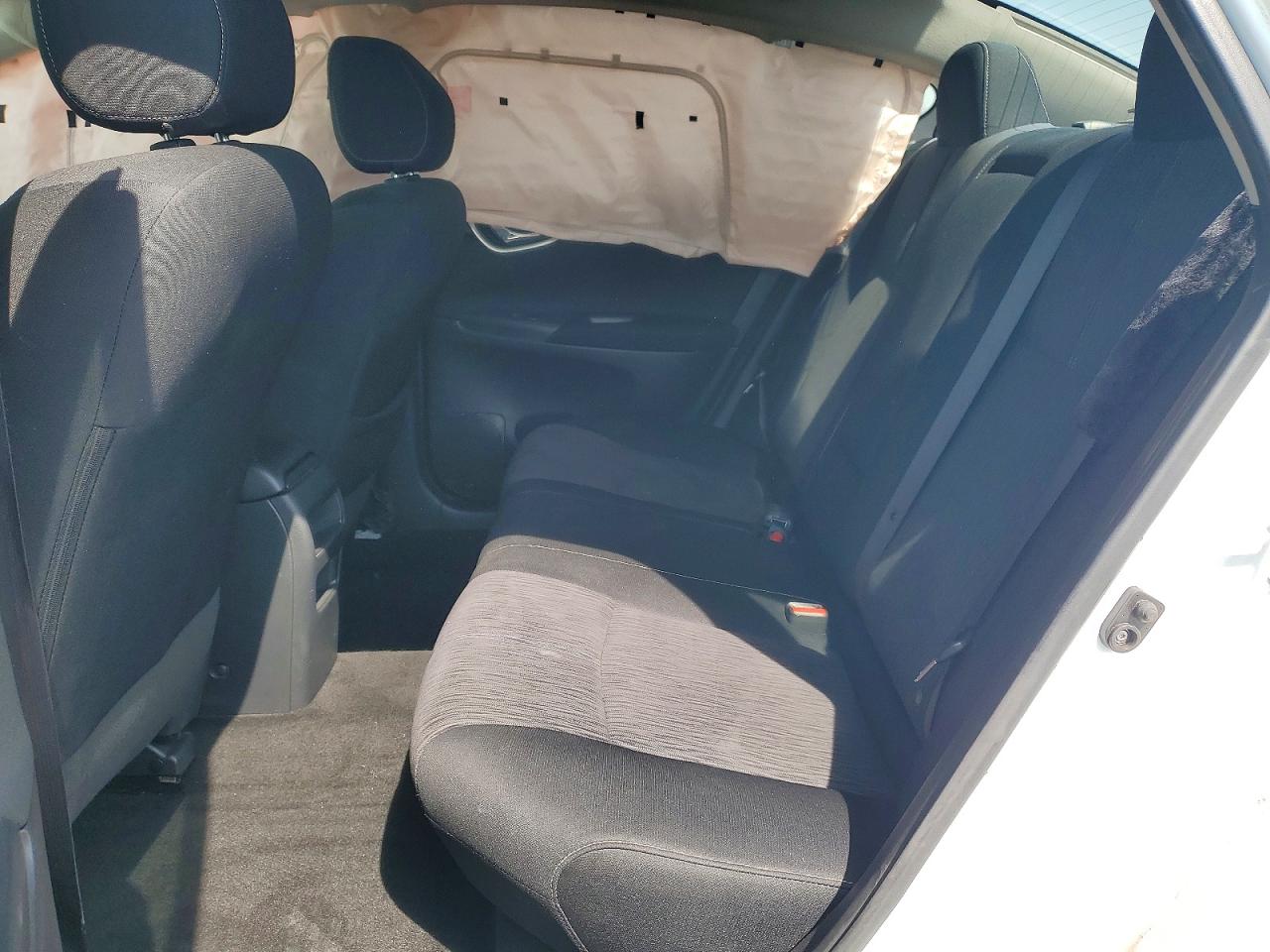 2015 NISSAN SENTRA SV photo 28