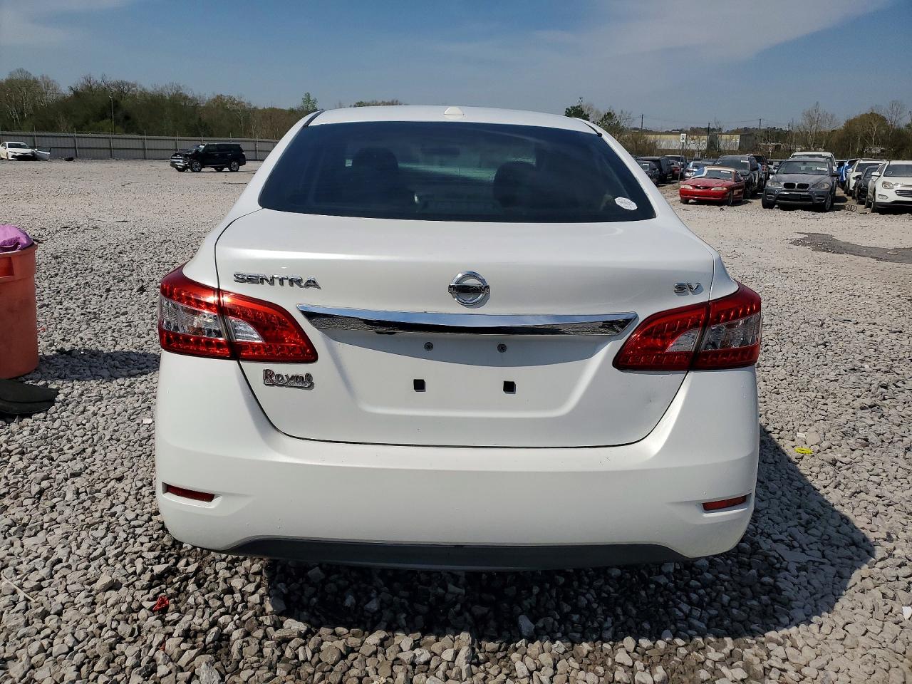 2015 NISSAN SENTRA SV photo 16