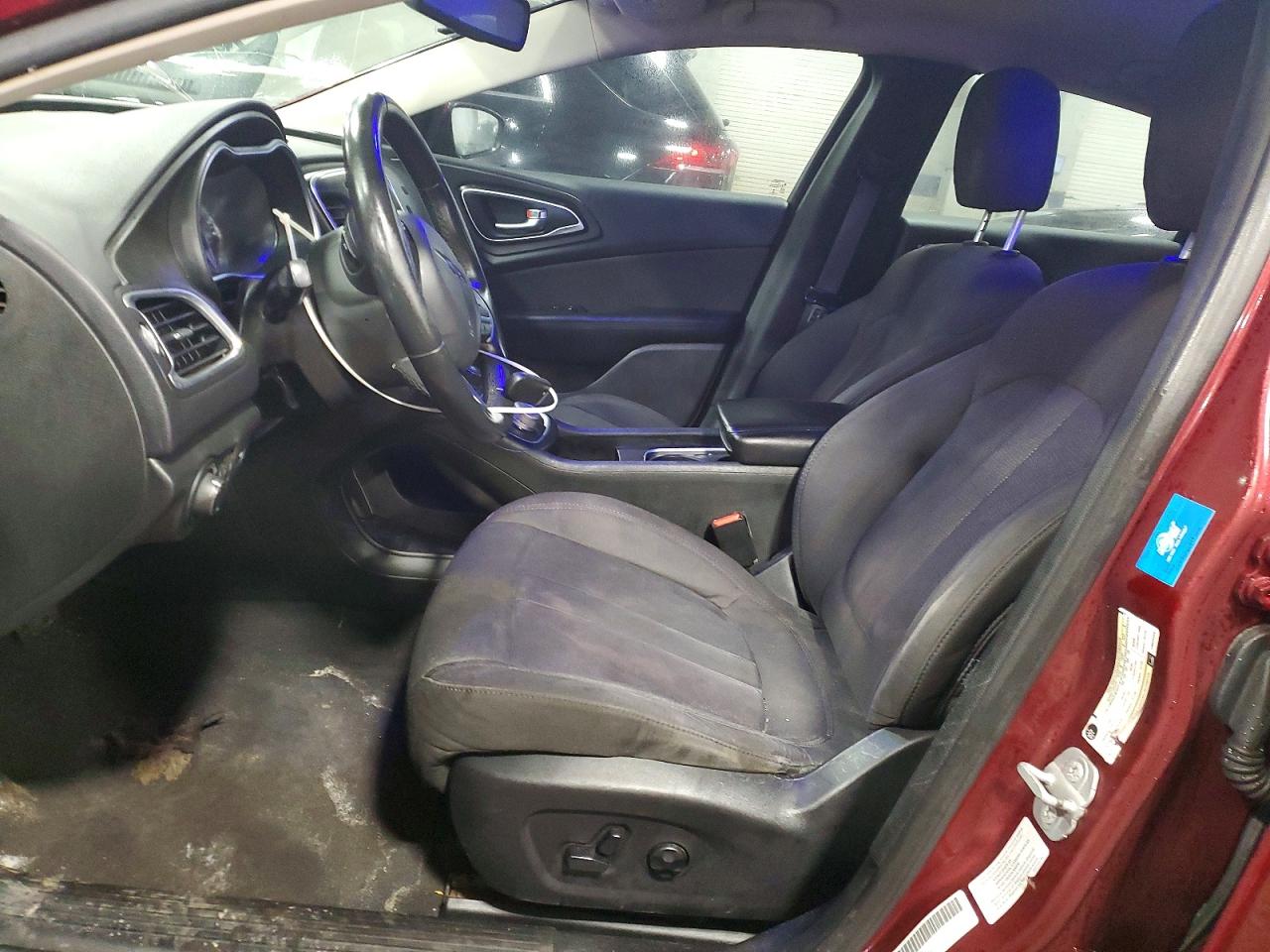 2015 CHRYSLER 200 LIMITED photo 7