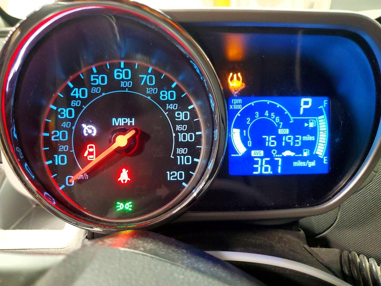 2015 CHEVROLET SPARK 1LT photo 17