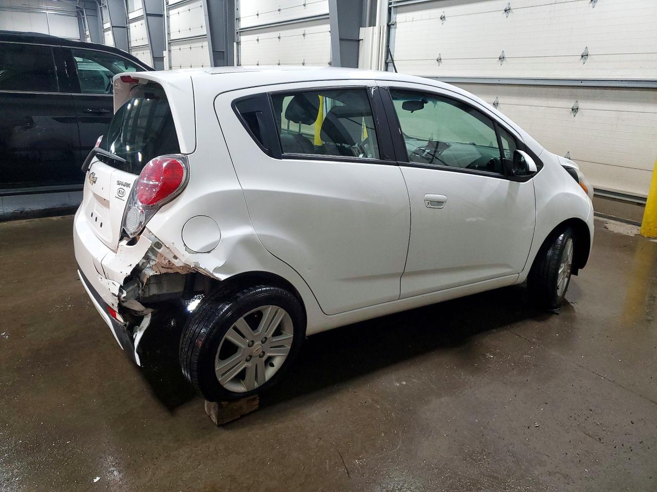 2015 CHEVROLET SPARK 1LT photo 5