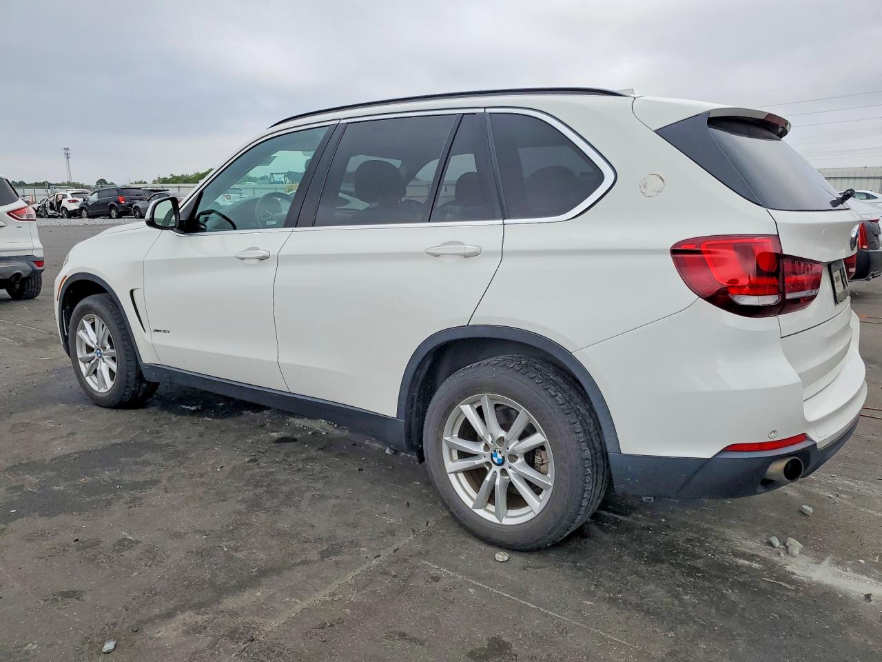 2015 BMW X5 XDRIVE35I photo 4