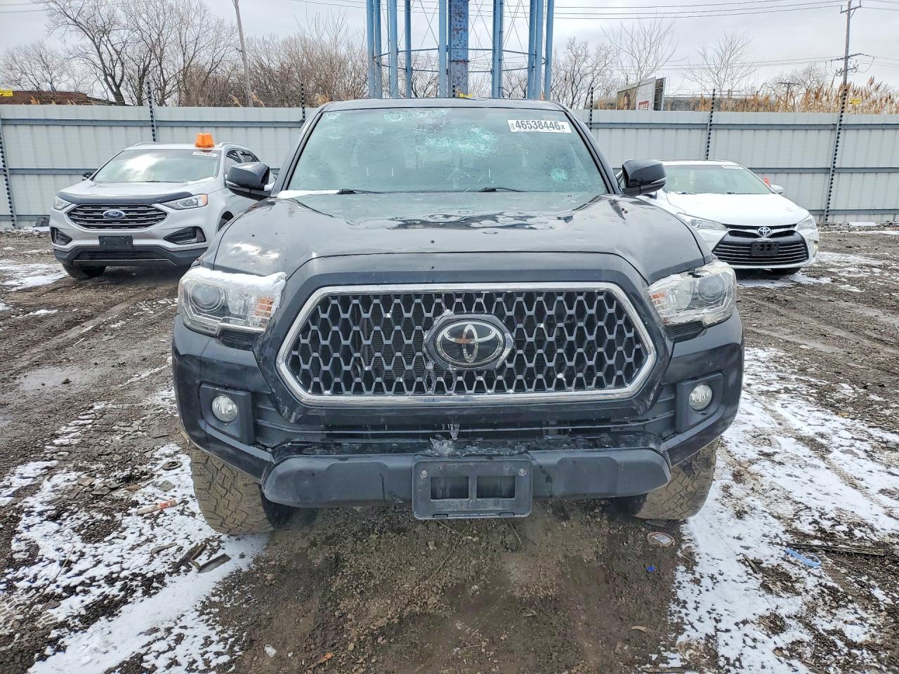 2019 TOYOTA TACOMA TRD OFF-ROAD photo 13