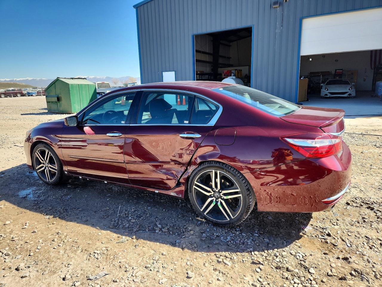 2017 HONDA ACCORD SPORT photo 3