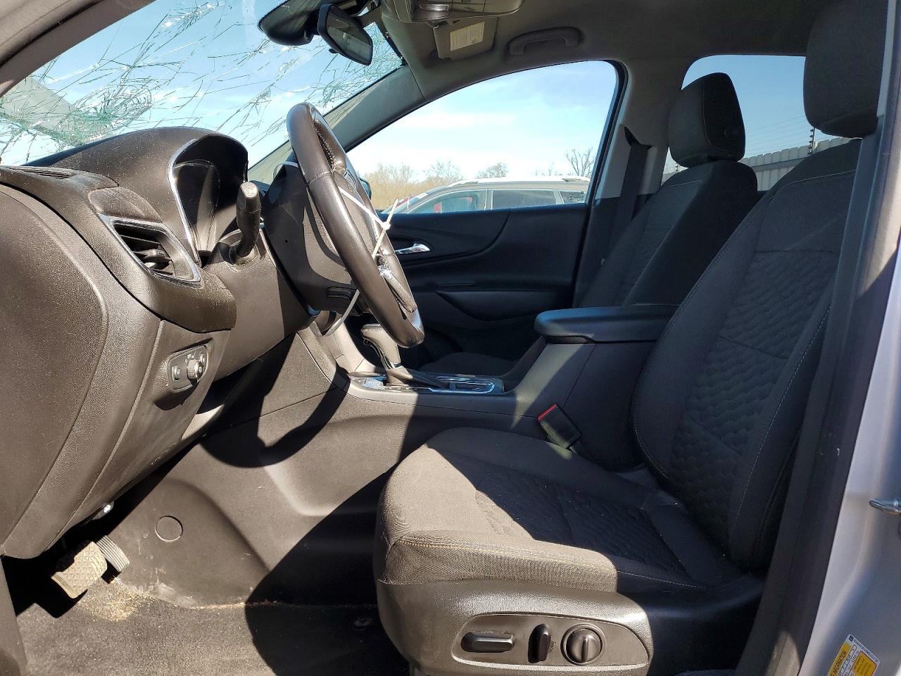 2021 CHEVROLET EQUINOX LT photo 13