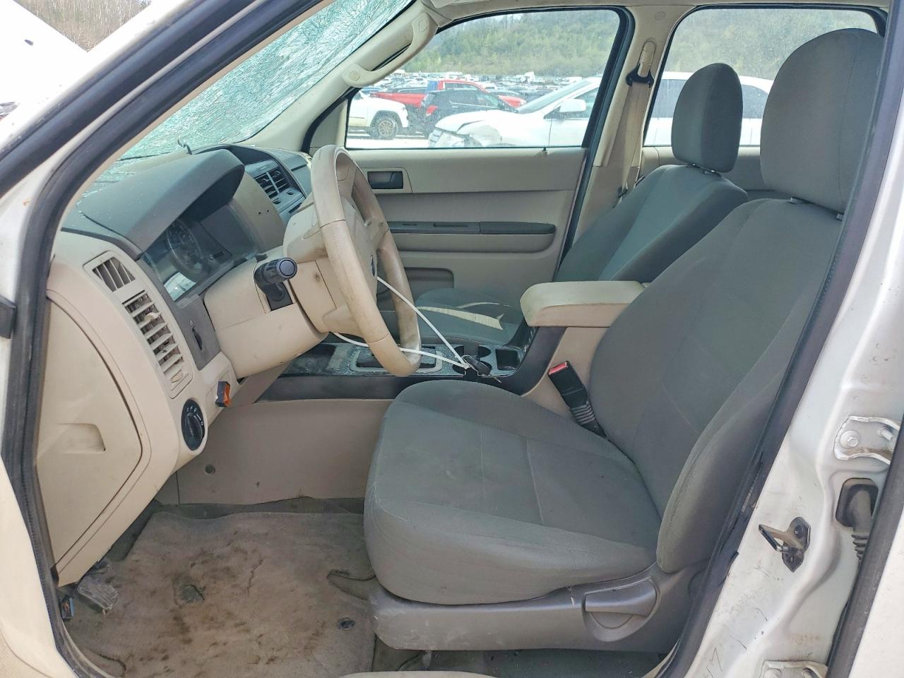 2010 FORD ESCAPE XLS photo 19