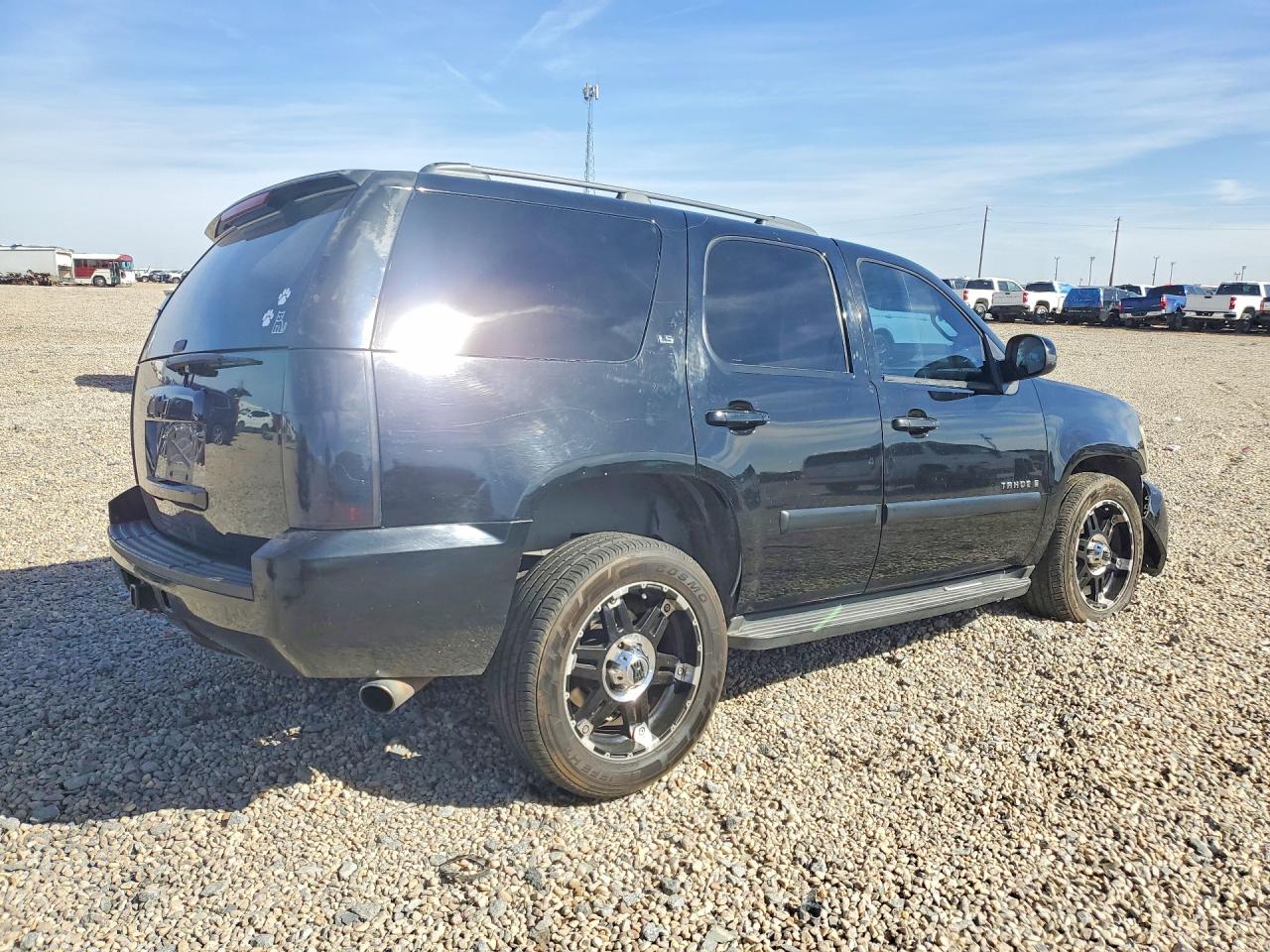 2007 CHEVROLET TAHOE C1500 photo 7