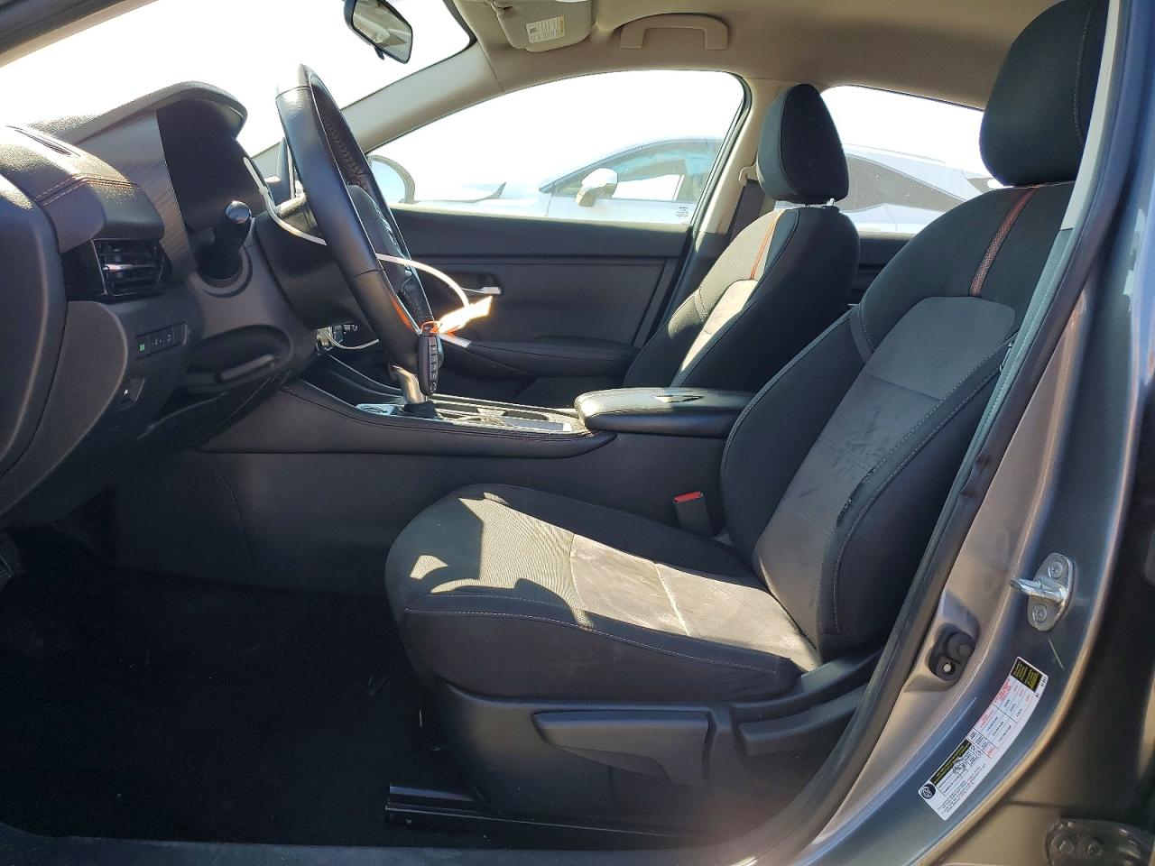 2022 NISSAN SENTRA SR photo 13