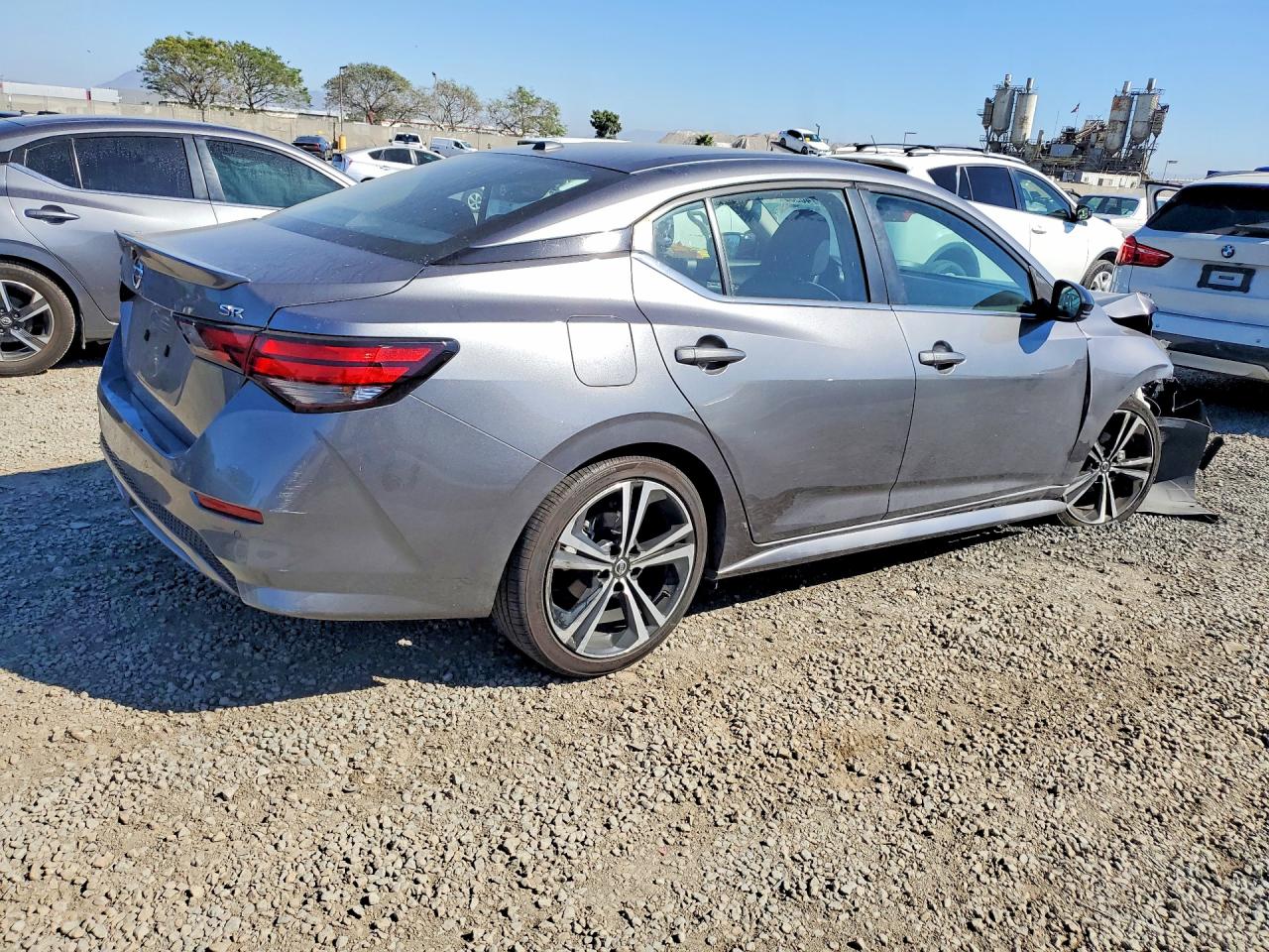 2022 NISSAN SENTRA SR photo 5