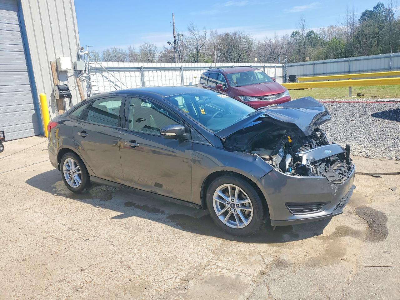 2017 FORD FOCUS SE photo 7