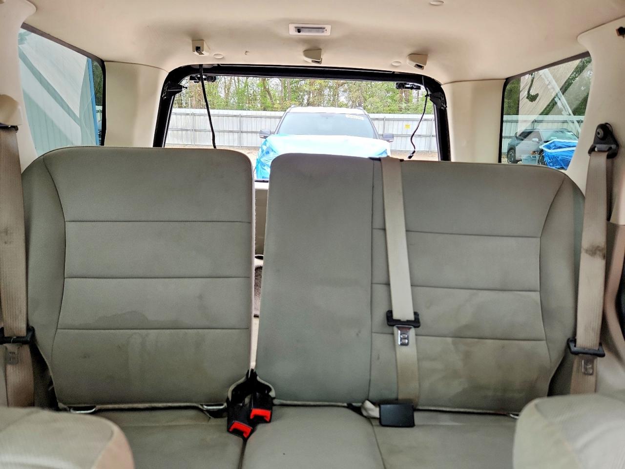 2010 FORD ESCAPE XLT photo 10