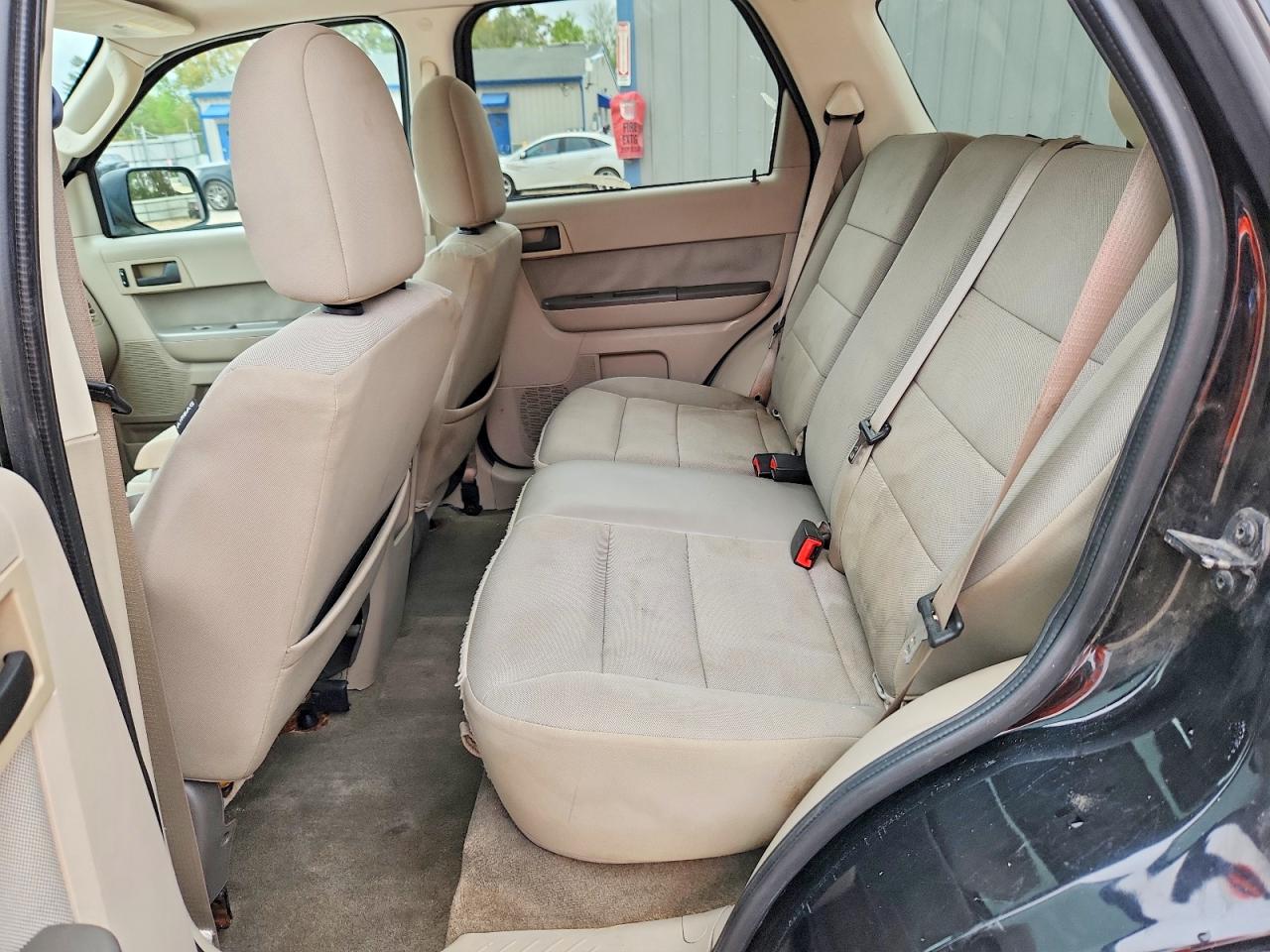 2010 FORD ESCAPE XLT photo 11
