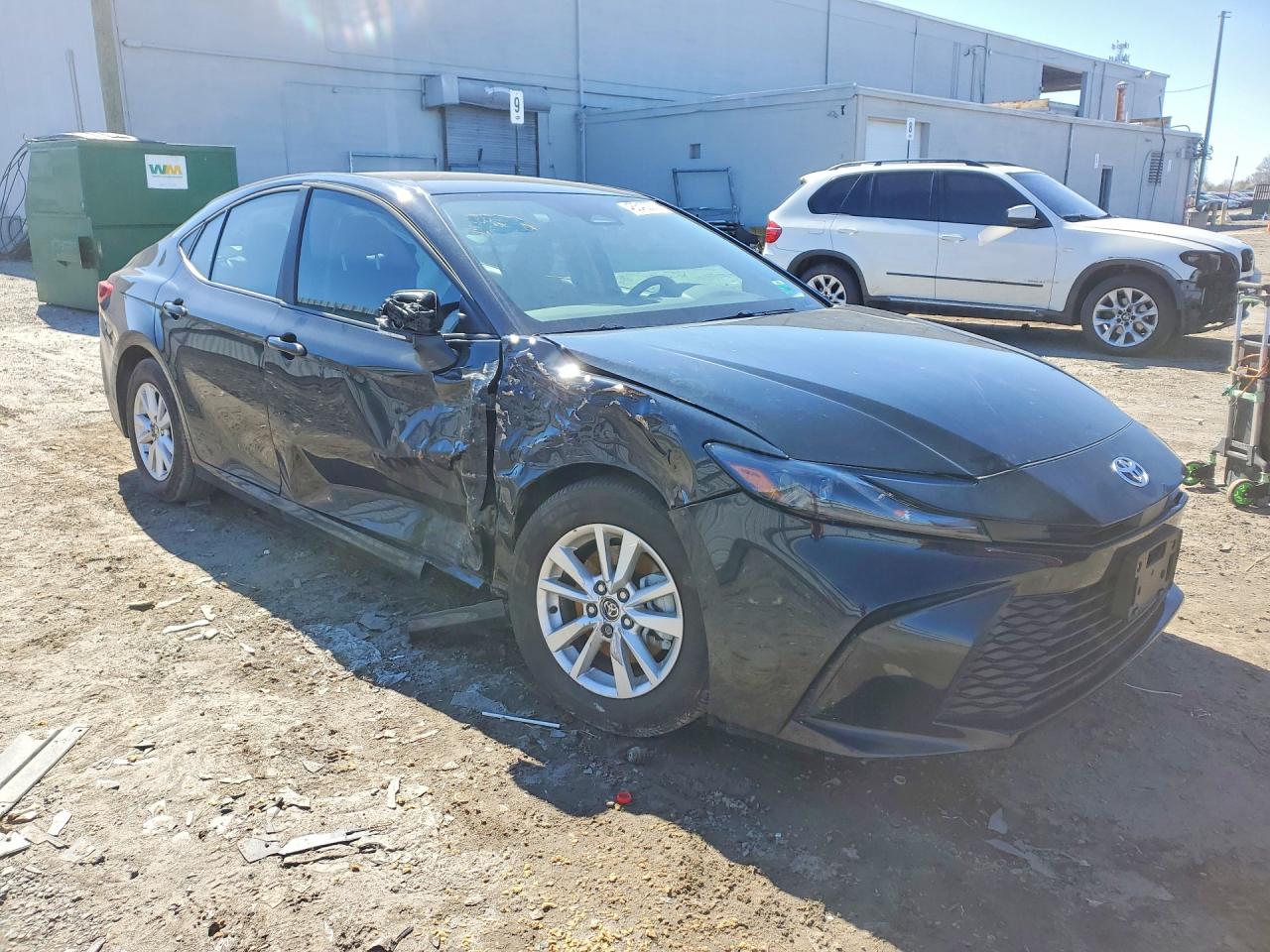 2025 TOYOTA CAMRY LE photo 7
