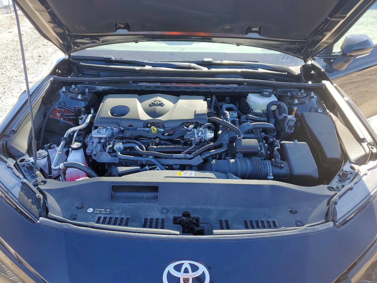 2025 TOYOTA CAMRY LE photo 21