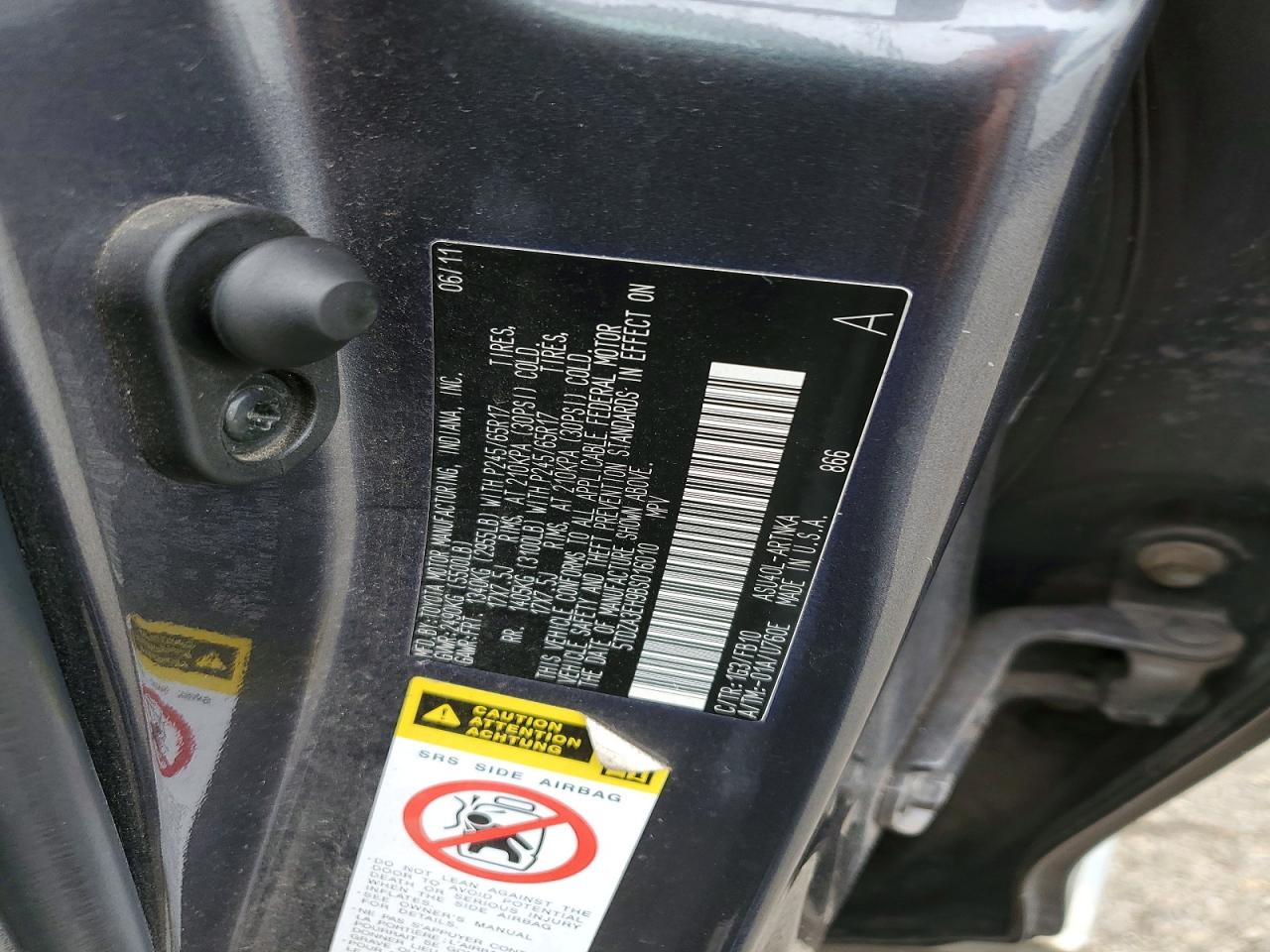 2011 TOYOTA HIGHLANDER BASE photo 25