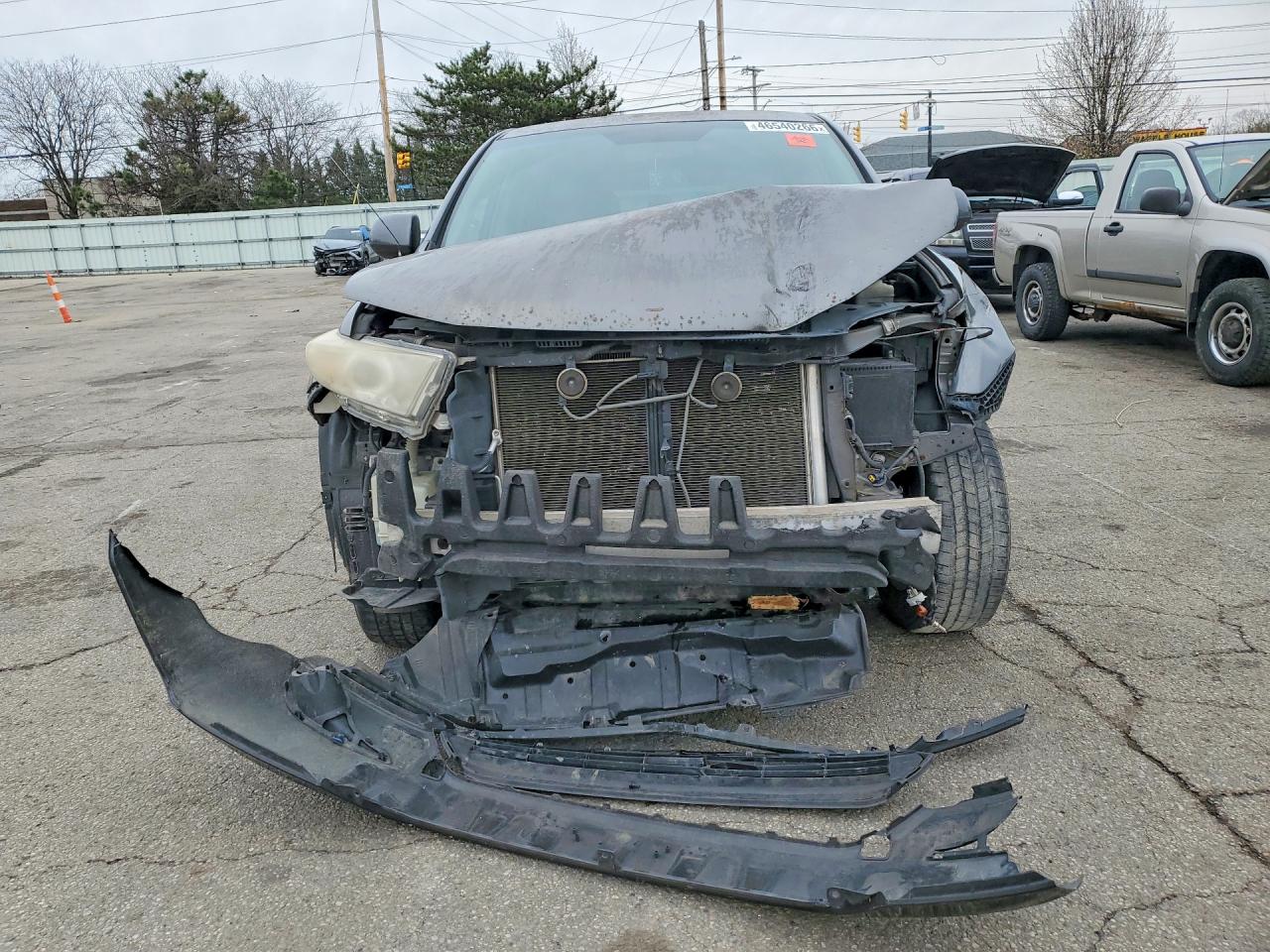 2011 TOYOTA HIGHLANDER BASE photo 9