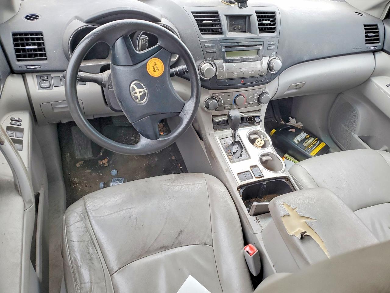 2011 TOYOTA HIGHLANDER BASE photo 15