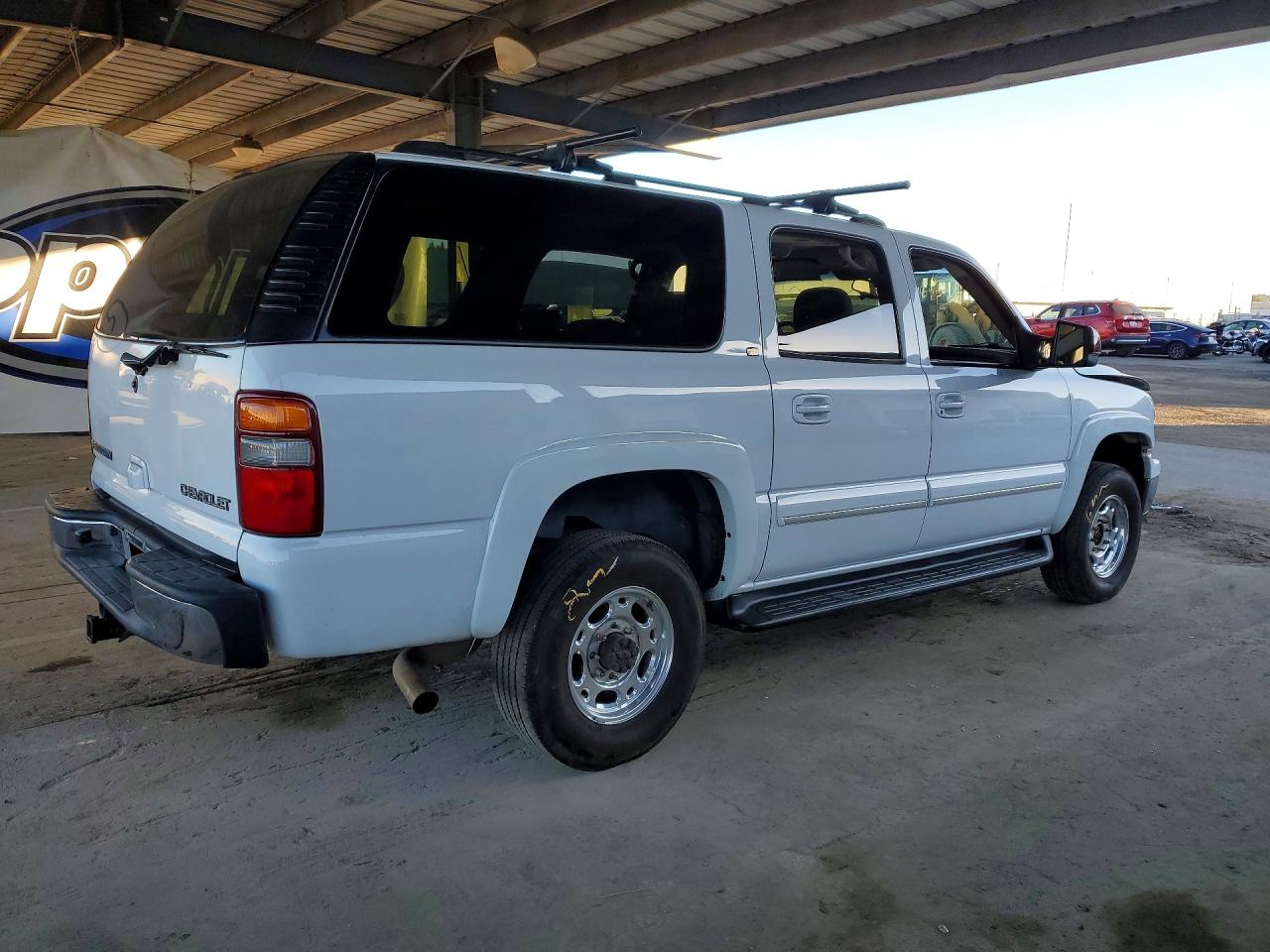 2003 CHEVROLET SUBURBAN K2500 photo 3