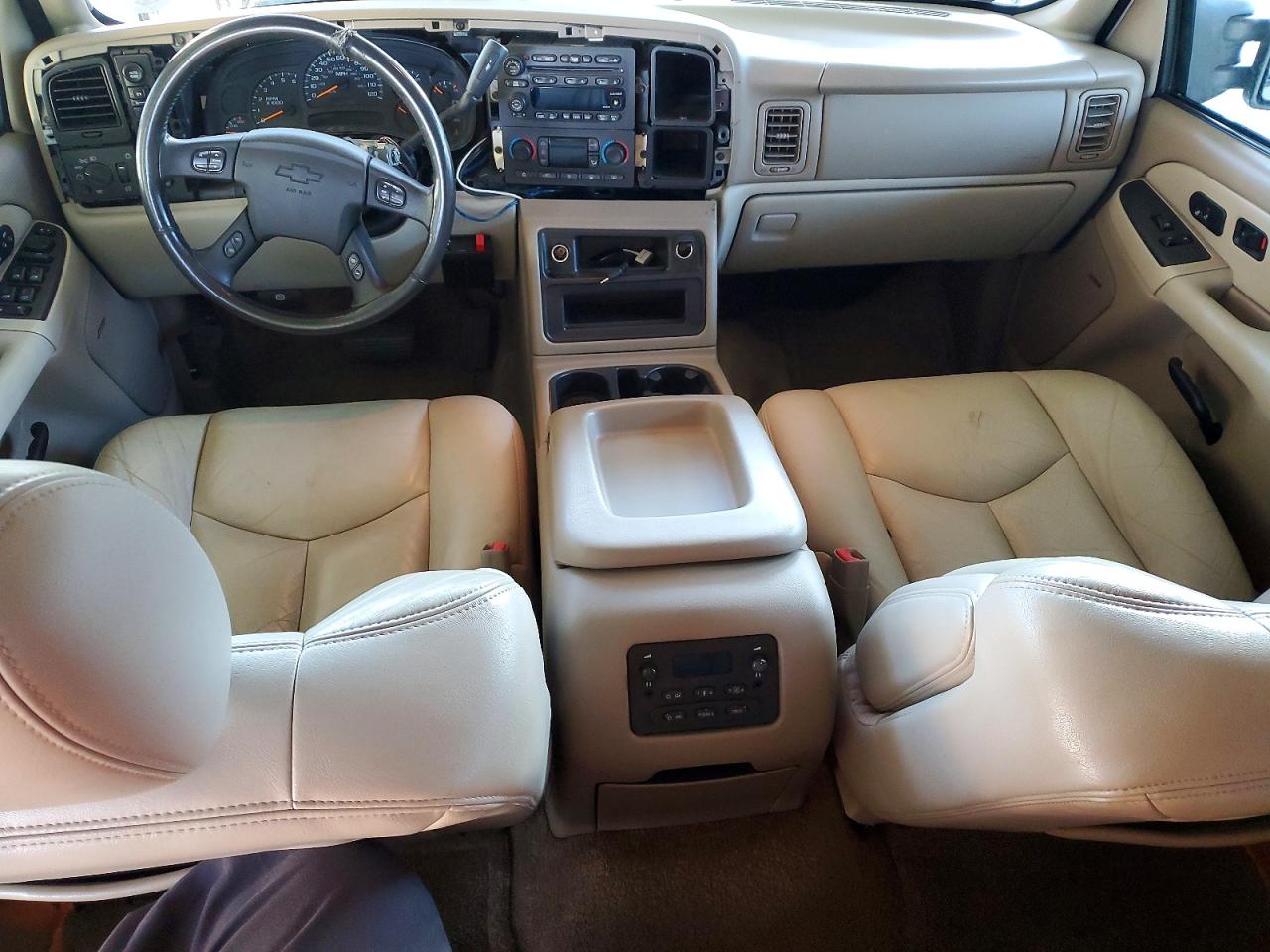 2003 CHEVROLET SUBURBAN K2500 photo 8