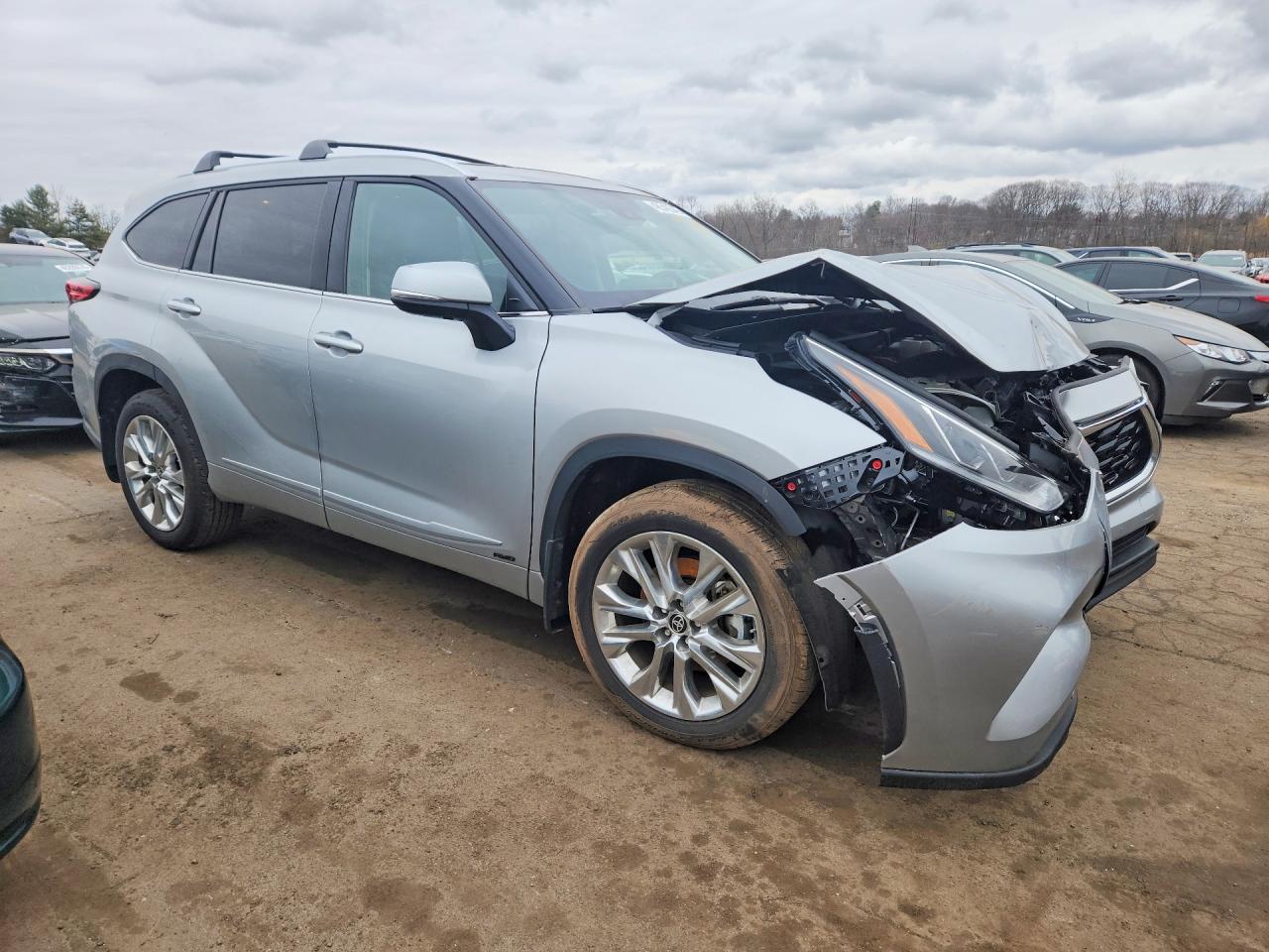 2023 TOYOTA HIGHLANDER HYBRID LIMITED photo 7
