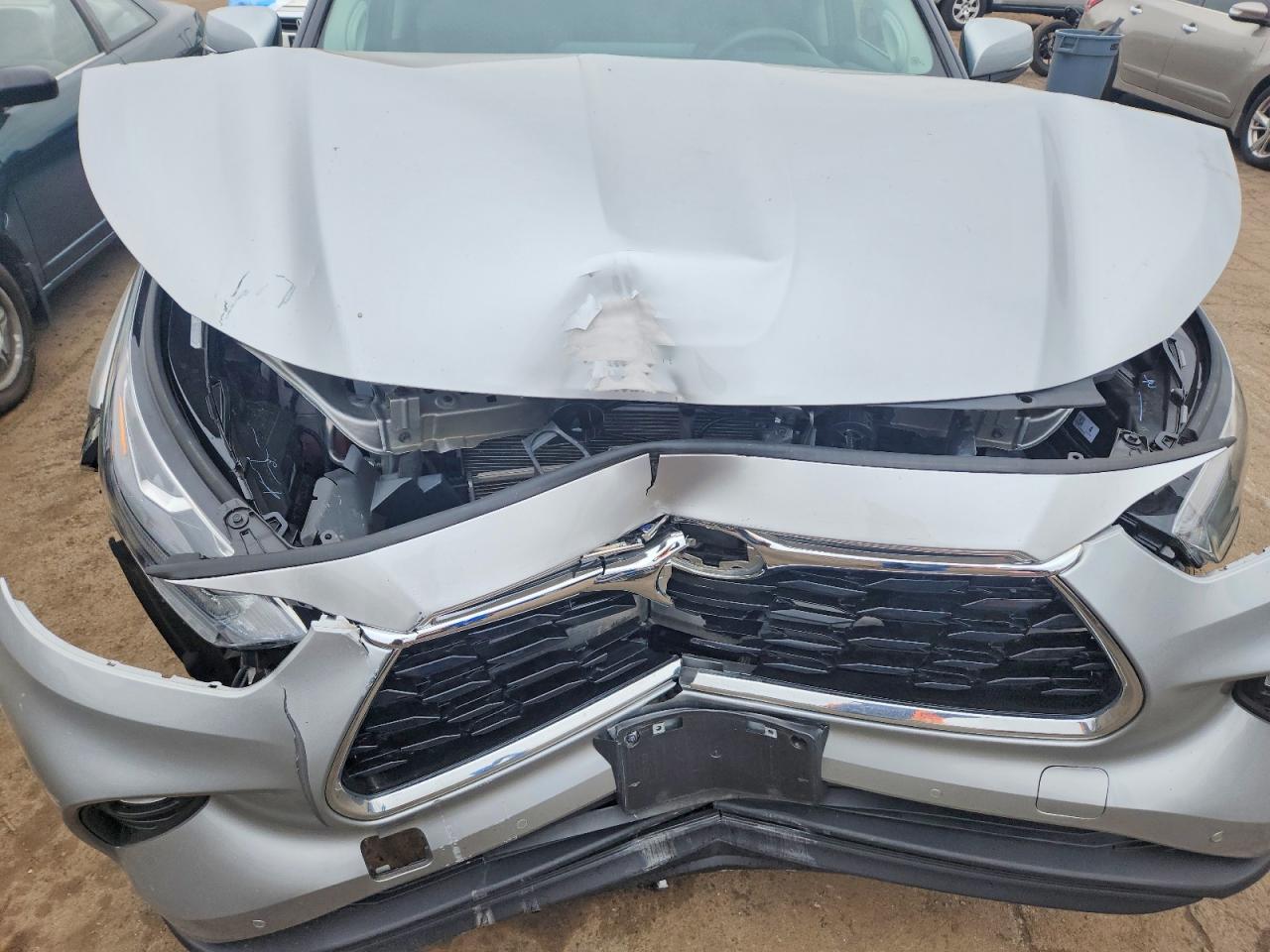 2023 TOYOTA HIGHLANDER HYBRID LIMITED photo 23
